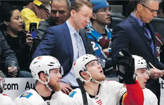  ?? DAVID ZALUBOWSKI/THE ASSOCIATED PRESS ?? Calgary Flames coach Glen Gulutzan has been the picture of frustratio­n with inconsiste­ncy putting the team’s playoff hopes in serious jeopardy.