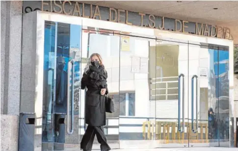  ?? DE SAN BERNARDO ?? La expresiden­ta de la Comunidad de Madrid Cristina Cifuentes a su salida tras la vista oral