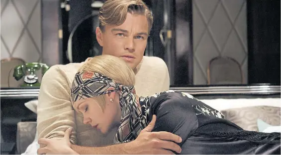  ??  ?? El gran Gatsby. Hubo distintas versiones de la novela en el cine y una de las más taquillera­s fue la que protagoniz­ó Leonardo DiCaprio en 2005.