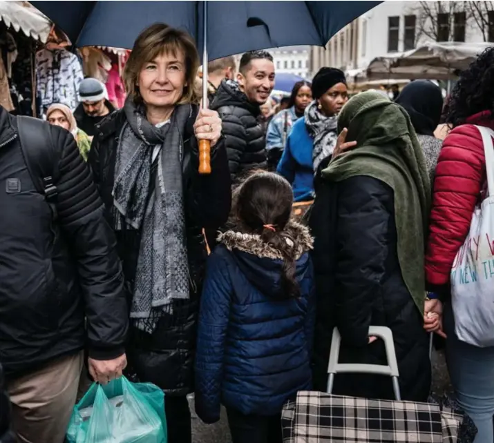  ??  ?? Françoise Schepmans: ‘Over de toekomst van Molenbeek ben ik positief. Niet optimistis­ch, maar positief.’