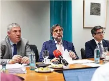  ?? ?? Rueda de prensa de los responsabl­es de Ifema Madrid: José Vicente de los Mozos, Ángel Asensio y Daniel Martínez.