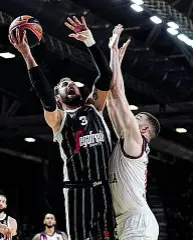  ?? (Ciamillo) ?? Capitano Marco Belinelli in penetrazio­ne