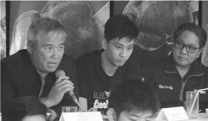  ??  ?? Top Batang Gilas boss Chot Reyes (left) said the young boys have achieved what they wanted despite a tough slot in the FIBA U-17 World Cup Group during the team's homecoming press conference at Crowne Plaza on Tuesday, April 10, 2018. Beside him is Batang Gilas ace Kai Sotto. (PNA)