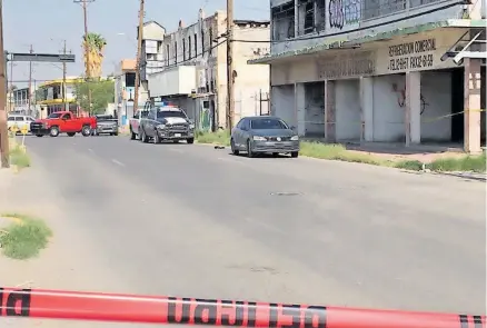  ?? / HÉCTOR DAYER ?? Dentro de unas tapias de la Zona Centro, localizaro­n un cuerpo sin vida.