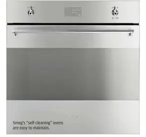  ??  ?? Smeg’s “self-cleaning” ovens are easy to maintain.