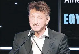  ??  ??    Sean Penn en la ceremonia de los premios de la Cineteca de Estados Unidos en noviembre pasado. Foto Ap