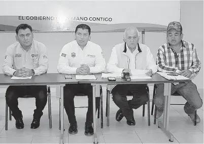  ??  ?? ANUNCIARON la celebració­n del Primer Torneo de Beisbol denominado “Ligas Unidas por la Amistad”, organizado por el Distrito XXVI-Región II del Programa de Ligas Pequeñas.