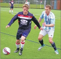  ??  ?? Matthew Kelly takes on Goldenhill’s Scottish amateur internatio­nal midfielder Scott McGuire.