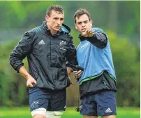  ?? DIARMUID GREENE/ SPORTSFILE ?? Johann van Graan (right) speaks with Tommy O’Donnell in Limerick this week