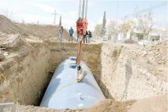  ?? / ALBERTO HIERRO ?? Obras se realizaron para colocar un tanque de almacenami­ento