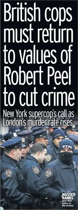  ??  ?? MASSED RANKS New York police on the streets