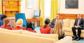  ?? ?? Speaker of the House, Adrian Rurawhe, meets with Taranaki students in the office of the Speaker.