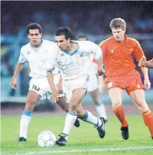  ??  ?? ►
Rubén Sosa, en 1990, con Uruguay.