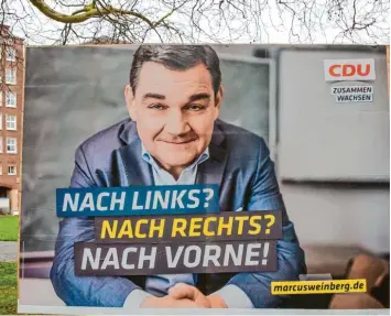  ?? Foto: Franck, Imago Images ?? Thüringer Dilemma auch im Hamburger CDU-Wahlkampf: Plakat von Spitzenkan­didat Marco Weinberg.