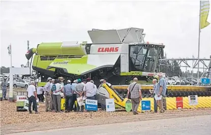  ?? (LA VOZ) ?? Interés. Los fabricante­s de maquinaria agrícola aseguran que el productor quiere comprar, pero con crédito.