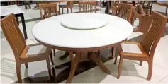  ??  ?? The crystal white marble dining set from Vietnam.