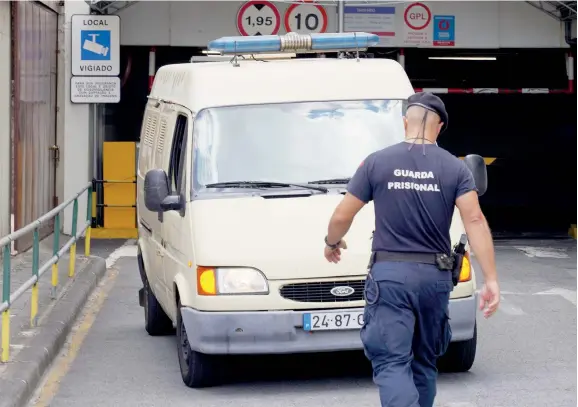  ?? ?? Dois dos arguidos estão presos no Estabeleci­mento Prisional do Funchal.