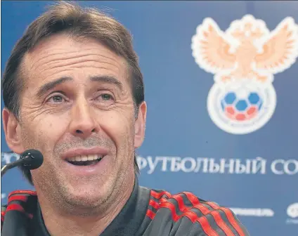  ?? FOTO: AP ?? Sonriente y con ganas de agradar El selecciona­dor español no quiere exceso de confianza en su equipo antes de medirse hoy a Rusia