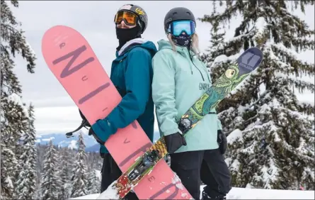  ?? Special to the Okanagan Weekend ?? King of the Cross pits snowboarde­rs and skiers against each other in a boarder cross race.