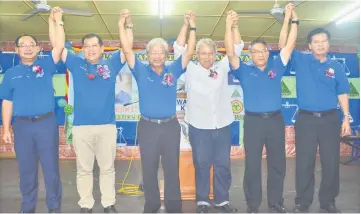  ??  ?? (From left) Chukpai, Ugak, Masing, Abit, Nyabong and Majang hold up their hands together in a show of unity.