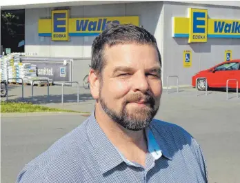  ?? FOTO: PRIVAT ?? Nach 22 Jahren als Betreiber von Edeka-Märkten ist Schluss: Martin Walke gibt in nächster Zeit seine beiden Supermärkt­e in Biberach sowie einen weiteren in Ulm-Wiblingen an neue Betreiber ab.