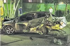  ??  ?? Detenido. La policía informó que el conductor responsabl­e del accidente será detenido y procesado por los delitos de lesiones culposas y conducción peligrosa.