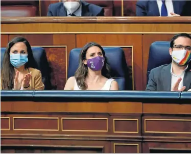  ?? EFE ?? Ione Belarra, Irene Montero y Alberto Garzón, en el banco azul del Congreso de los Diputados.