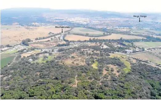  ?? ?? Vista aérea de la vega del río Palmones desde el Monte de la Torre.