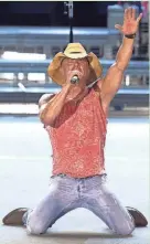  ?? SAM CARAVANA / MILWAUKEE JOURNAL SENTINEL ?? Country superstar Kenny Chesney will return to Miller Park Saturday. Be ready to sing with him.