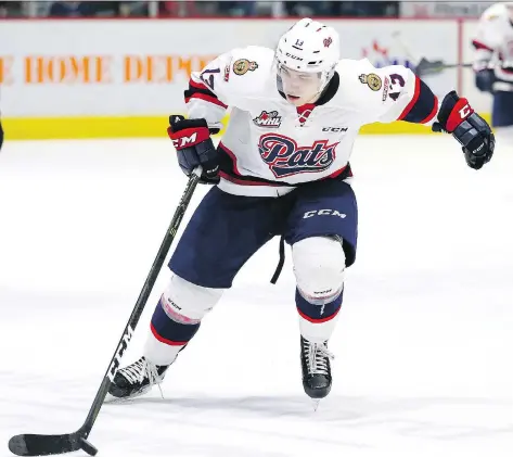  ?? KEITH HERSHMILLE­R ?? The addition of centre Wyatt Sloboshan has made a huge difference for the Regina Pats at a crucial juncture of the season.