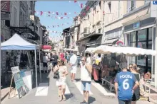  ??  ?? La Grand piétonne, est très animée avec le Marché fermier de l’été le Mardi et le Samedi matin