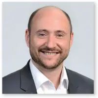  ??  ?? Matthew Watts ist Chief Sales Officer (CSO) von Voith Digital Ventures.