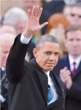  ?? /AFP ?? Emocionado. Obama saluda a la multitud luego de su juramento.