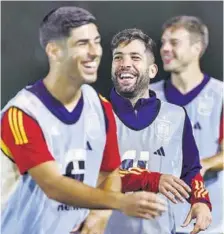  ?? @SEFUTBOL ?? Magnífico ambiente en los jugadores de España.