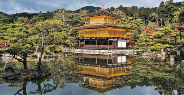  ?? PHOTOS: ALEX RAMSAY ?? The Golden Pavilion ( Kinkaku- ji) that dates back to the 14th century is among the places Steve Whysall will visit while in Japan. This garden is considered to be the perfect vision of paradise.