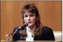 ?? JON PIERRE LASSEIGNE - THE AP ?? Pamela Smart answers questions from the defense in her murder conspiracy trial March 18, 1991.