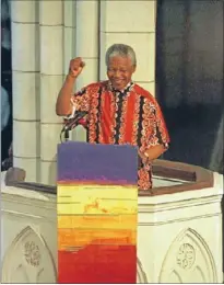  ??  ?? Orator: Nelson Mandela speaks to the congregati­on at St Paul’s Cathedral in Wellington.
