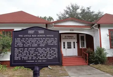  ?? GEORGE SKENE/ORLANDO SENTINEL ?? Sanford’s historic Little Red School House burned down in 2014. Now Sanford commission­ers want to work with developers in building new homes on the property.