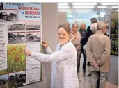  ?? RP-FOTO: RALPH MATZERATH ?? Verena Wagner vom städtische­n Klimaschut­zteam hat an der Ausstellun­g „70 Jahre Natur in Langenfeld“mitgewirkt.
