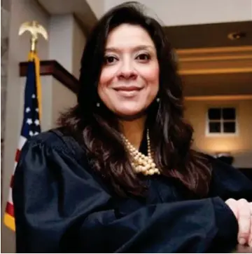  ??  ?? Top judge: Esther Salas jailed gang leaders in the US