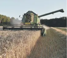  ??  ?? 0 Combines started rolling two weeks earlier than last year