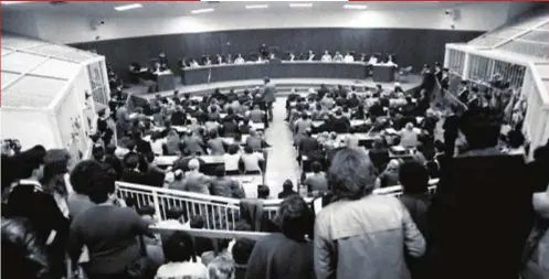  ??  ?? L’aula dove si svolse il processo per l’omicidio del giornalist­a Walter Tobagi, ucciso a Milano con cinque colpi di pistola la mattina del 28 maggio 1980