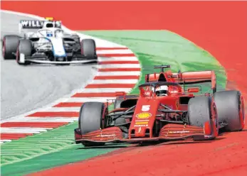  ?? FOTO: JOE KLAMAR/AFP ?? Es lief bei Weitem nicht alles optimal für Sebastian Vettel beim ersten Saisonrenn­en der Formel 1.