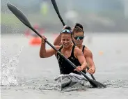  ?? PHOTOSPORT ?? Lisa Carrington and Caitlin Ryan qualified fastest in the women’s K2 500.