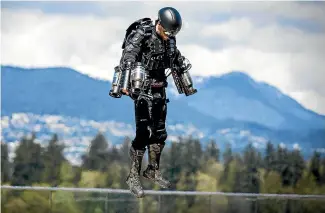  ?? YOUTUBE ?? English inventor Richard Browning plans to launch a league next year that will hold jetpack races in Singapore, Hong Kong, London, San Francisco, Barbados and Dubai.