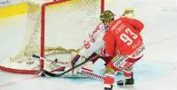  ?? GEPA ?? Luca Frigo traf in Salzburg gleich zweimal und führte Bozen zum Matchpuck im Halbfinale