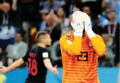  ?? FOTO AFP ?? Wilfredo Caballero se convirtió en el blanco de las críticas de la prensa argentina por el gol que regaló. Muchos medios pidieron a Franco Armani para el último cotejo del grupo.