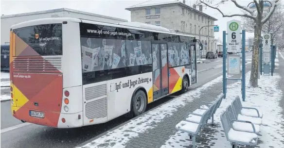  ?? FOTO: GÄSS ?? Über den digitalen Kartendien­st Googlemaps können nun Busverbind­ungen im Raum Ellwangen recherchie­rt werden.