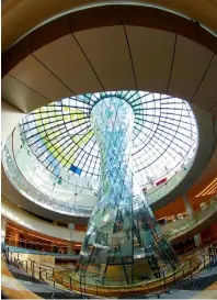  ??  ?? REFLECTION­S... Sculpture dome reflects the sun at the Wafi Mall.