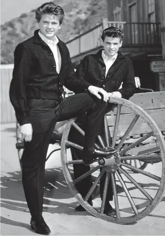  ??  ?? The Everly Brothers Phil, left, and Don in 1960, at the height of their popularity.